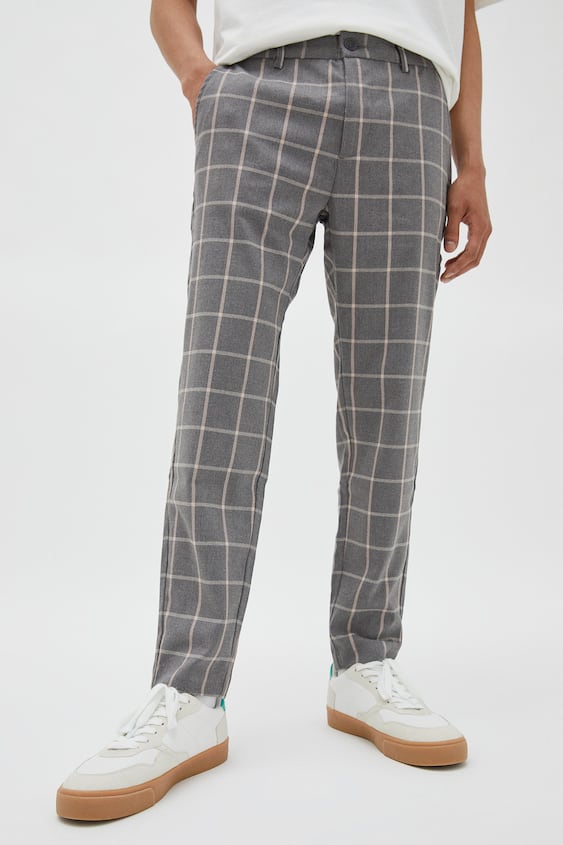 Pantaloes de cuadros para hombre en color gris de pull and bear