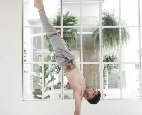 Yoga de otro nivel by Marius Nasr