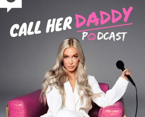 Alex Cooper del podcast "Call her Daddy"