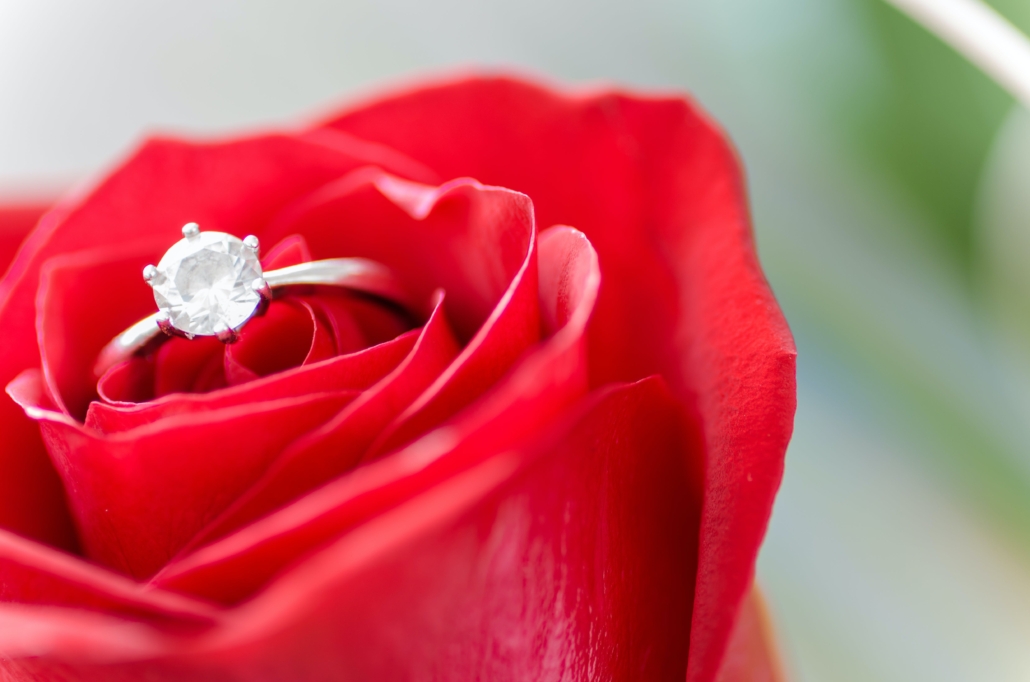 anillos de compromiso, anillo, amor eterno, diamantes, historia, egipto, edad media, tradición