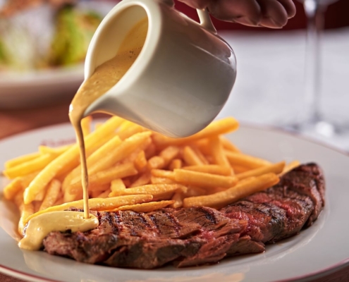 Un solo plato fuerte en el menú: L'Entrecôte